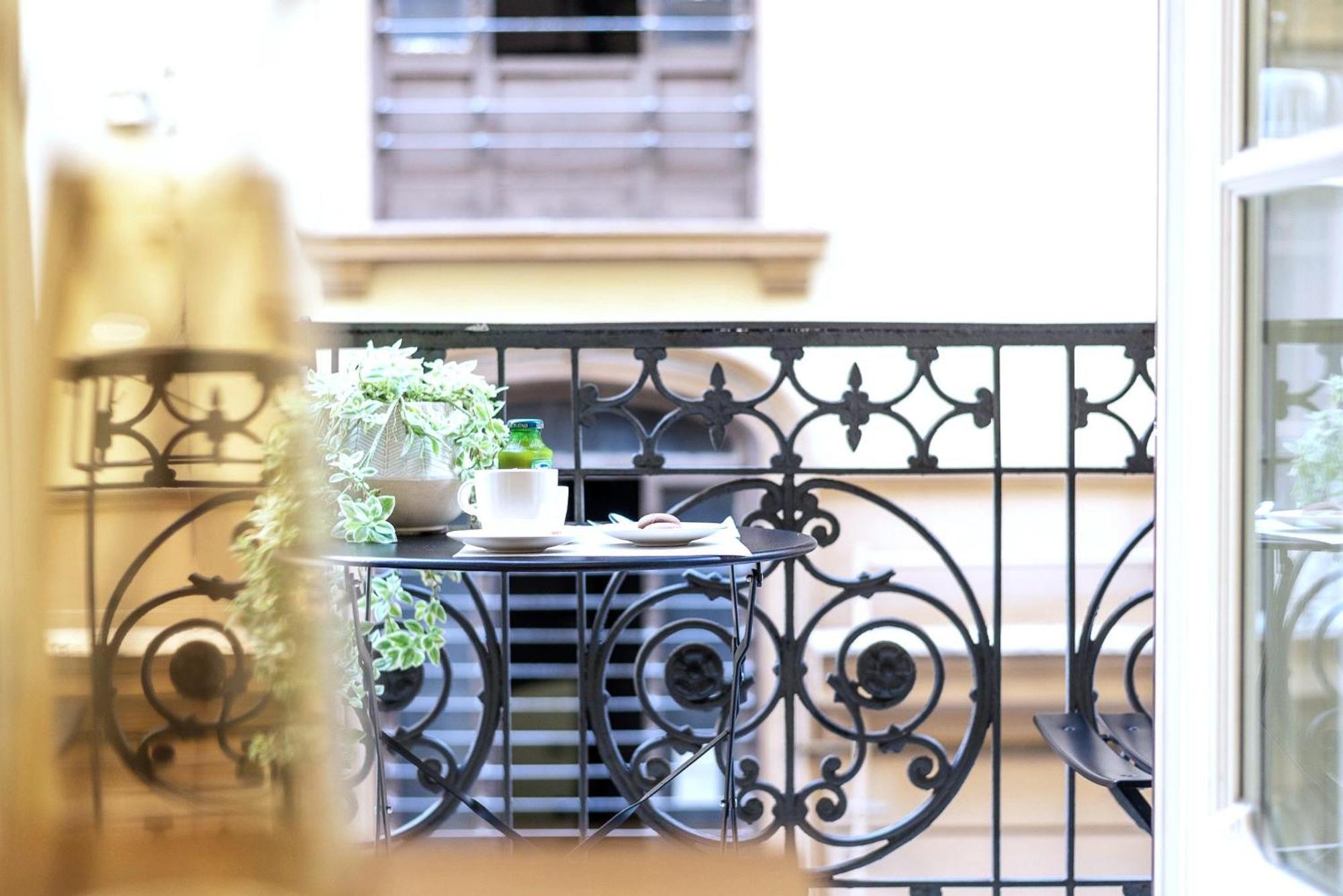 Guli's - Lusso E Comfort In Centro Storico Appartement Napels